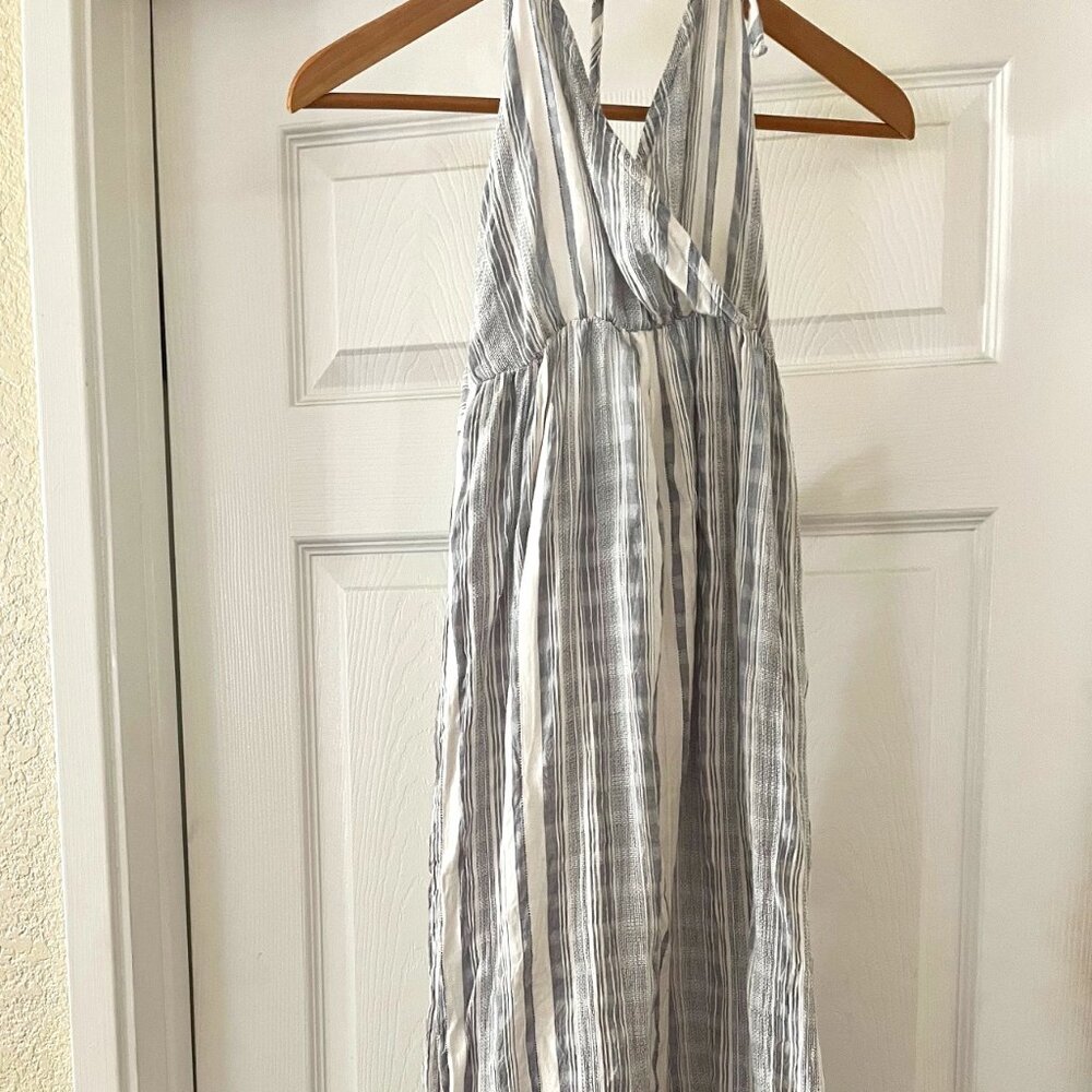 Asos women's Halter Strap V-neck high waist opens back striped Maxi Dress size 8